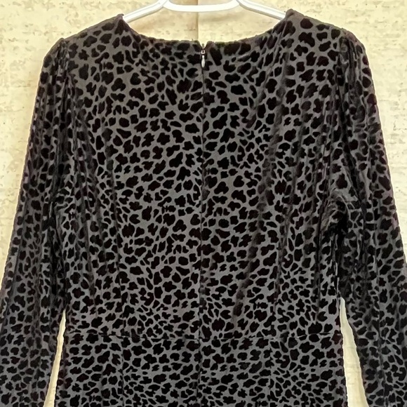 Talbots Black Burnout Velvet Faux Wrap Dress Cheetah Jacquard V-Neck Sz L Sheath - Picture 12 of 16